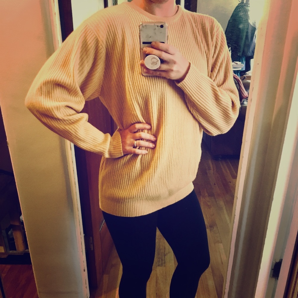 Neiman Marcus 100% Cashmere Sweater